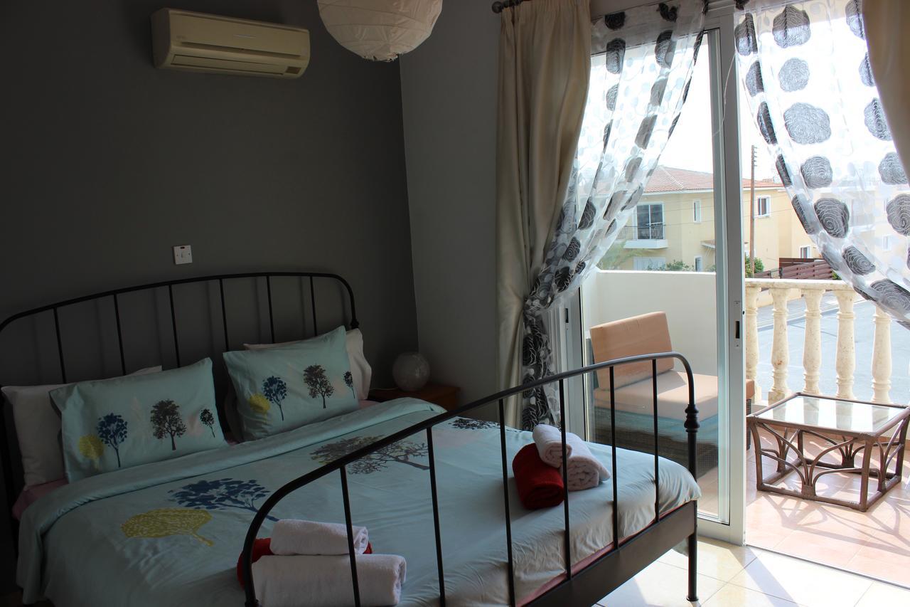 Diana Townhouse 2 Appartement Paphos Buitenkant foto