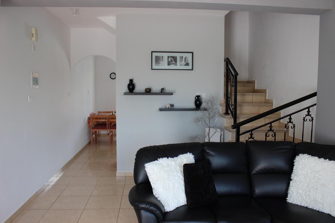 Diana Townhouse 2 Appartement Paphos Buitenkant foto