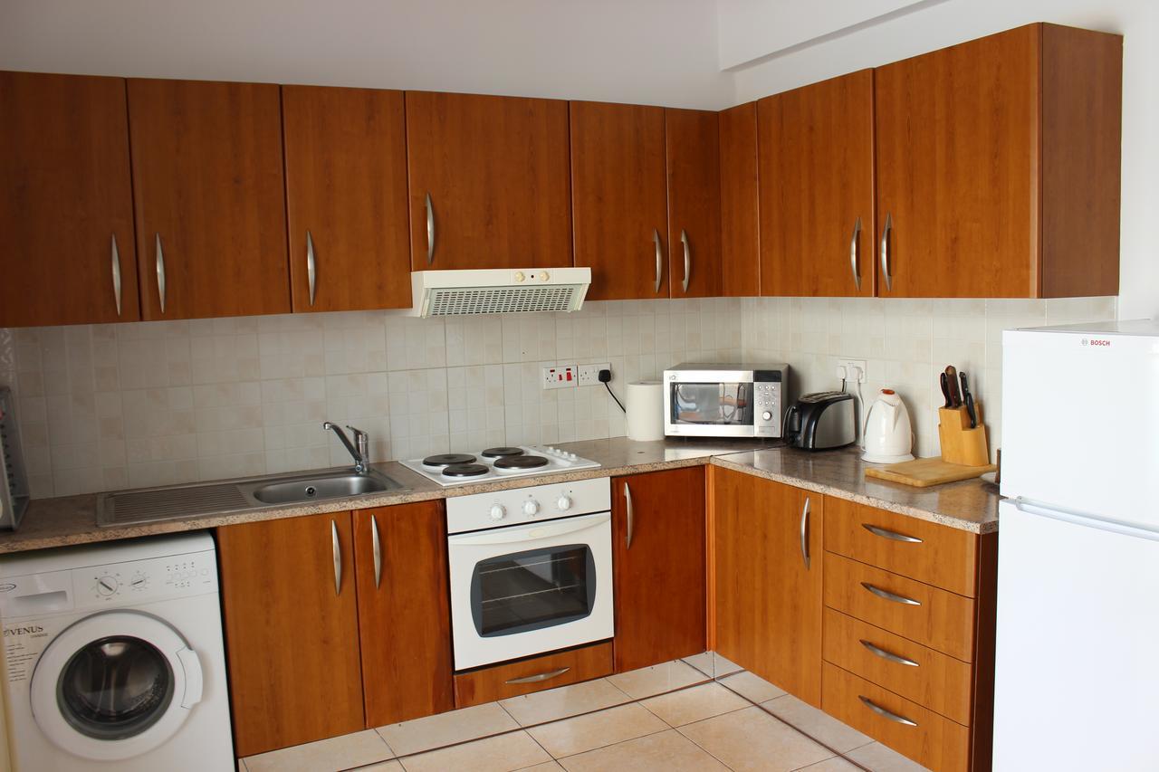 Diana Townhouse 2 Appartement Paphos Buitenkant foto